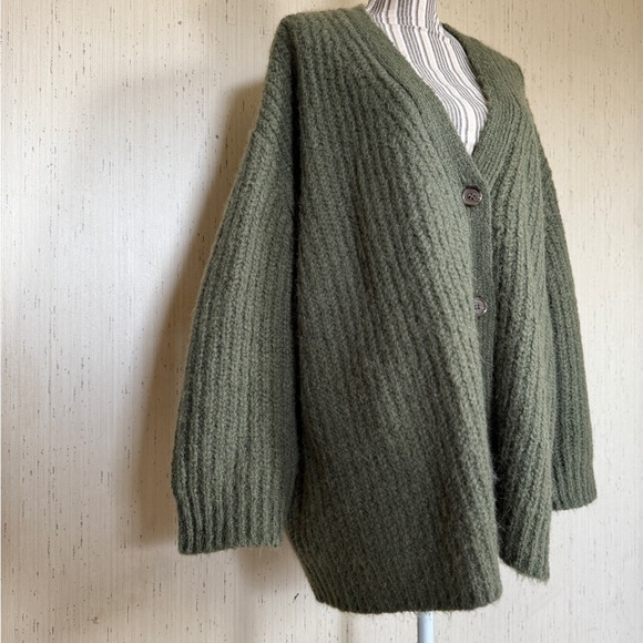 Jenni Kayne Olive Cocoon Cardigan - Picture 3 of 7